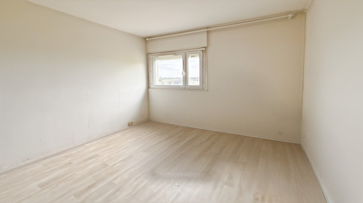 Ma-Cabane - Vente Appartement CHATELLERAULT, 59 m²
