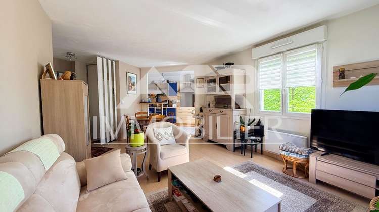 Ma-Cabane - Vente Appartement CHATOU, 64 m²