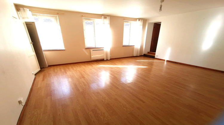 Ma-Cabane - Vente Appartement Chaumont-en-Vexin, 60 m²