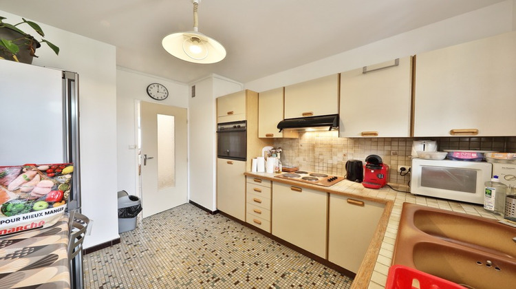 Ma-Cabane - Vente Appartement CHENOVE, 76 m²