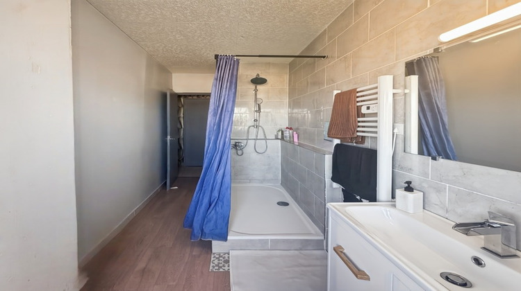 Ma-Cabane - Vente Appartement CHENOVE, 101 m²
