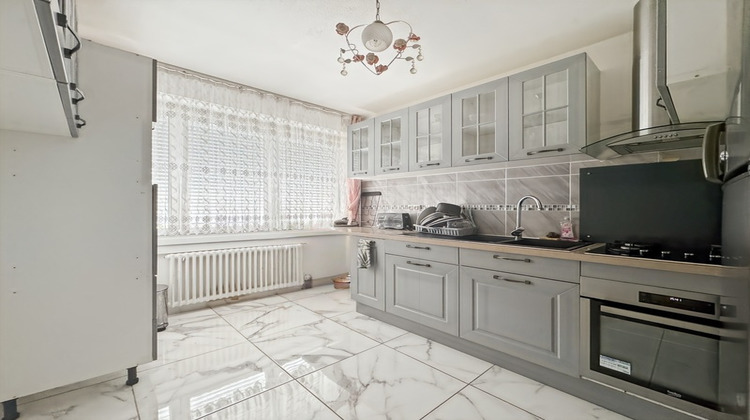 Ma-Cabane - Vente Appartement CHENOVE, 77 m²