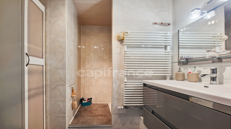 Ma-Cabane - Vente Appartement CHENOVE, 49 m²