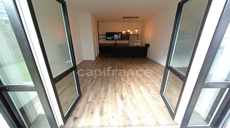 Ma-Cabane - Vente Appartement CHESSY, 84 m²