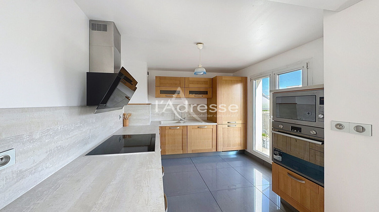 Ma-Cabane - Vente Appartement CHESSY, 83 m²