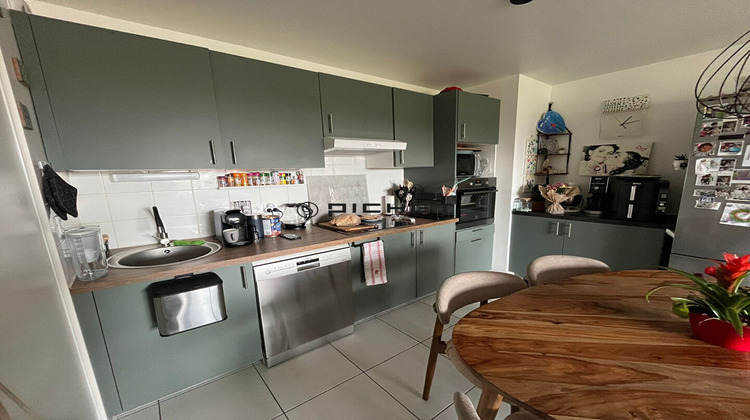 Ma-Cabane - Vente Appartement CHEVRY, 62 m²