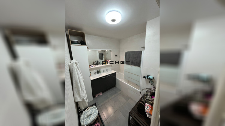 Ma-Cabane - Vente Appartement CHEVRY, 62 m²