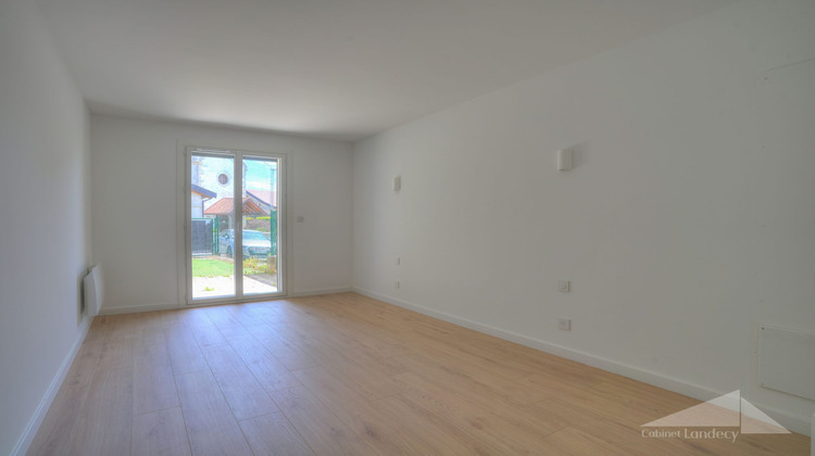 Ma-Cabane - Vente Appartement Chevry, 88 m²