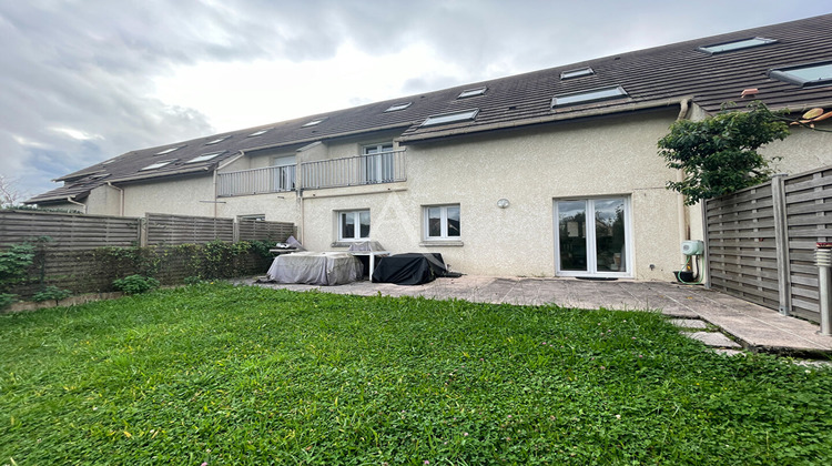 Ma-Cabane - Vente Appartement CHEVRY-COSSIGNY, 82 m²