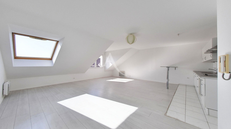 Ma-Cabane - Vente Appartement CHEVRY-COSSIGNY, 49 m²
