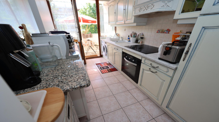 Ma-Cabane - Vente Appartement Chilly-Mazarin, 63 m²