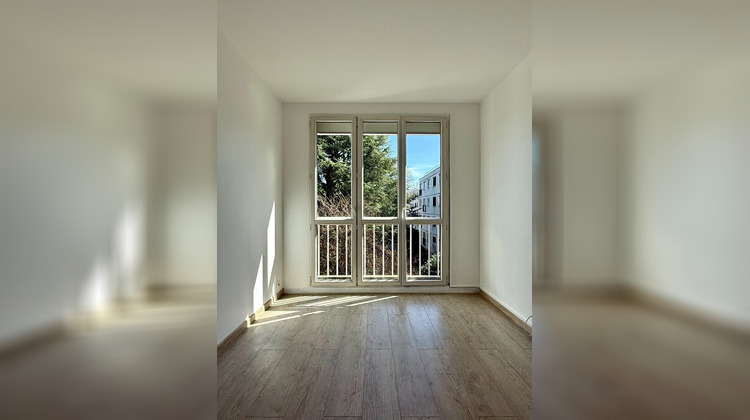 Ma-Cabane - Vente Appartement CHILLY-MAZARIN, 99 m²