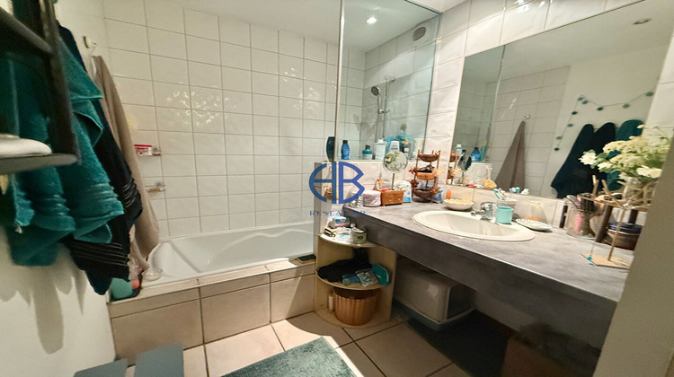Ma-Cabane - Vente Appartement CHIRENS, 77 m²