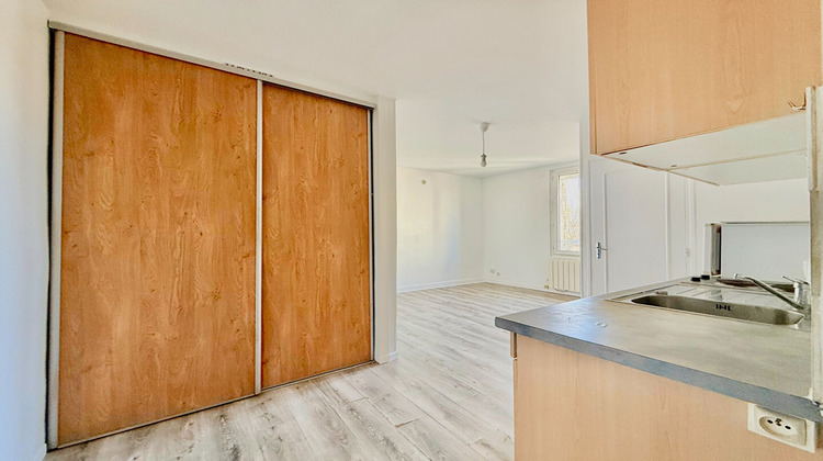 Ma-Cabane - Vente Appartement CHOISY-LE-ROI, 20 m²