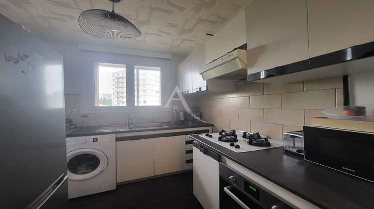 Ma-Cabane - Vente Appartement CHOLET, 76 m²