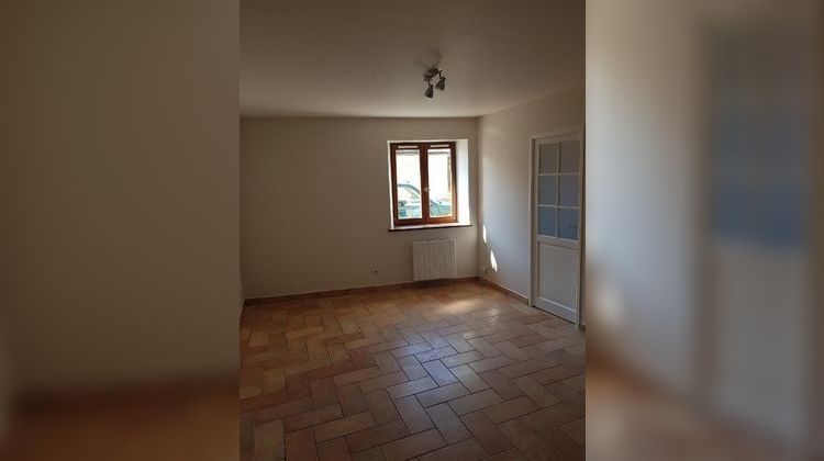 Ma-Cabane - Vente Appartement CIRES-LES-MELLO, 34 m²