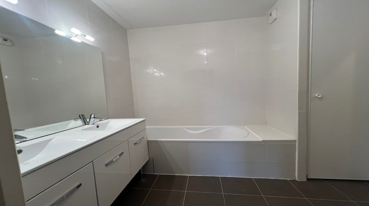 Ma-Cabane - Vente Appartement CIVRIEUX, 108 m²