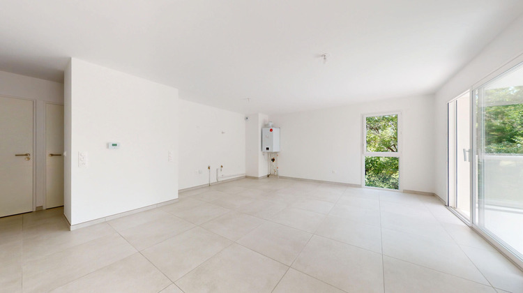 Ma-Cabane - Vente Appartement CLAIX, 83 m²