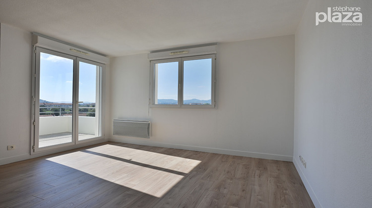 Ma-Cabane - Vente Appartement CLERMONT-FERRAND, 74 m²