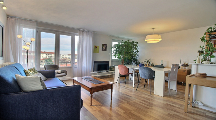 Ma-Cabane - Vente Appartement CLERMONT-FERRAND, 63 m²