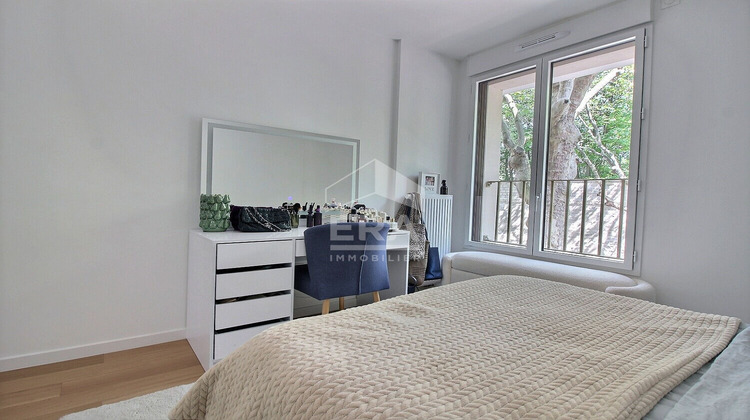 Ma-Cabane - Vente Appartement CLICHY, 57 m²
