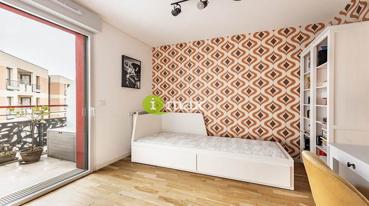Ma-Cabane - Vente Appartement CLICHY, 75 m²