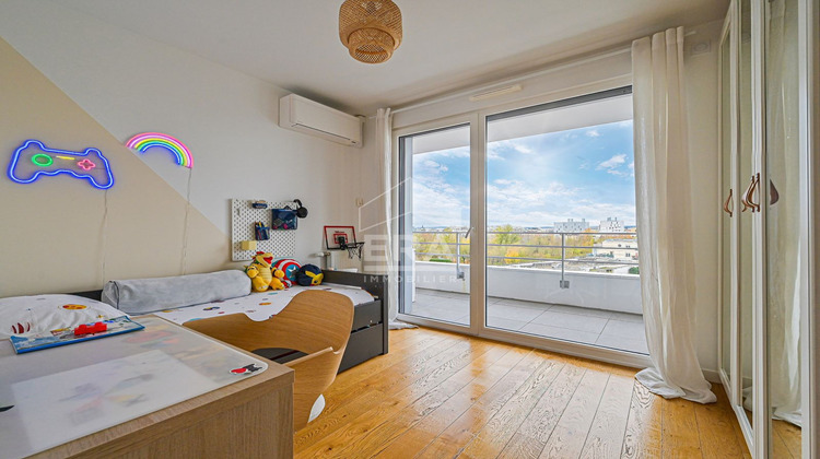 Ma-Cabane - Vente Appartement CLICHY, 83 m²
