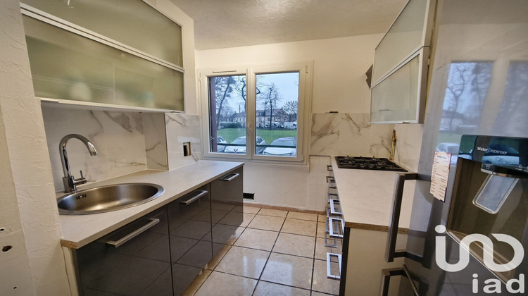 Ma-Cabane - Vente Appartement Clichy-sous-Bois, 59 m²