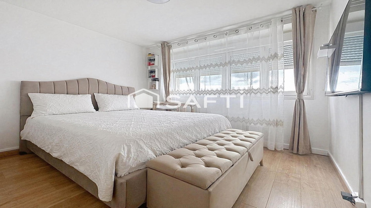 Ma-Cabane - Vente Appartement Clichy-sous-Bois, 66 m²