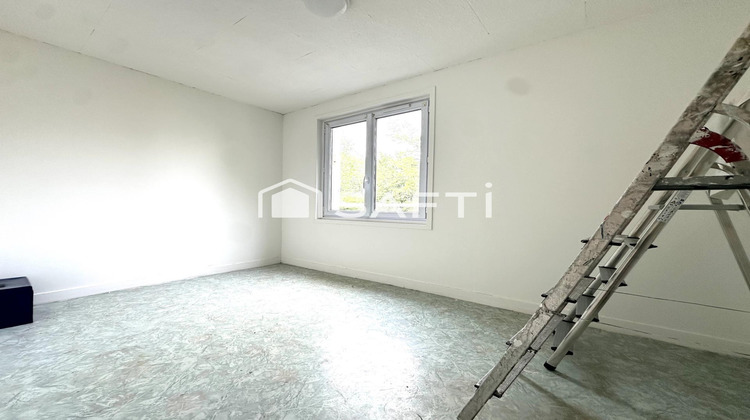 Ma-Cabane - Vente Appartement Clichy-sous-Bois, 59 m²