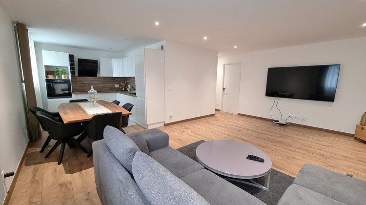 Ma-Cabane - Vente Appartement CLUSES, 76 m²