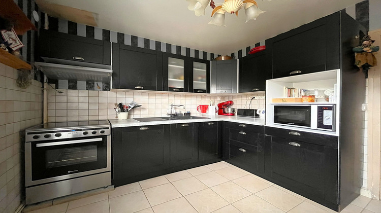 Ma-Cabane - Vente Appartement Cluses, 61 m²