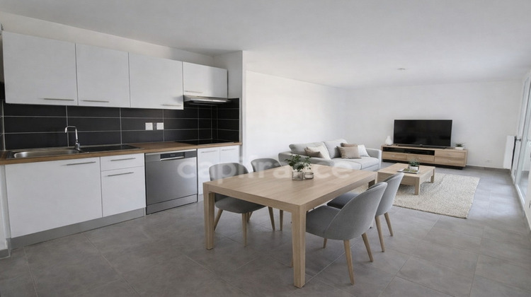 Ma-Cabane - Vente Appartement CLUSES, 65 m²