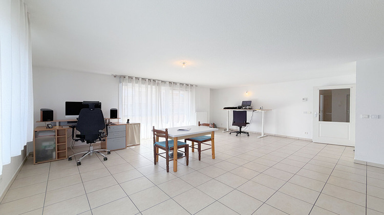 Ma-Cabane - Vente Appartement CLUSES, 64 m²