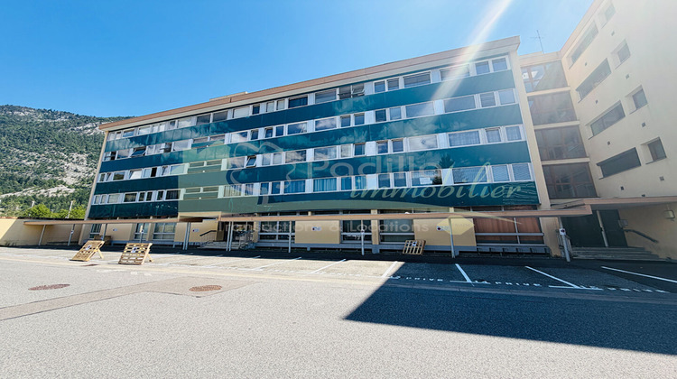 Ma-Cabane - Vente Appartement CLUSES, 80 m²