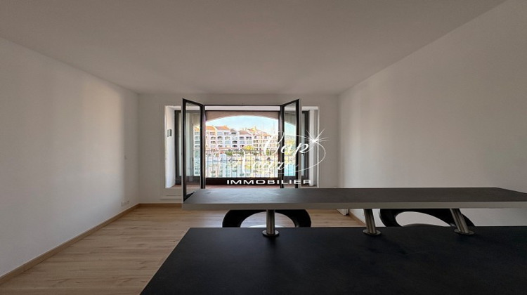 Ma-Cabane - Vente Appartement COGOLIN, 45 m²