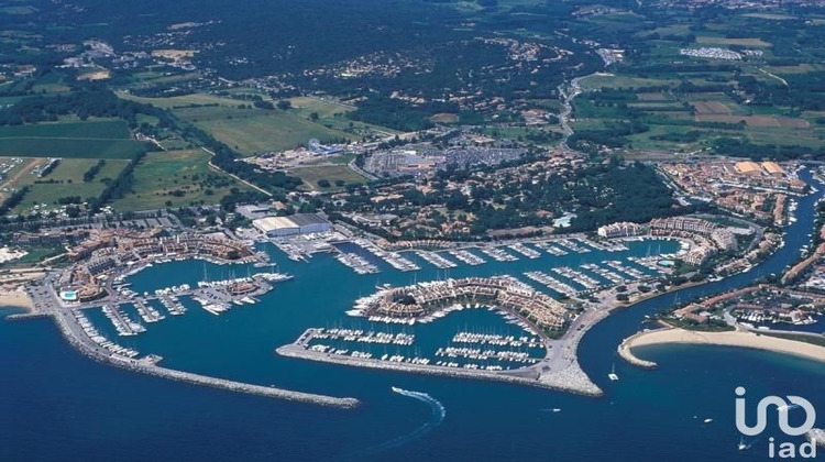 Ma-Cabane - Vente Appartement Cogolin, 62 m²