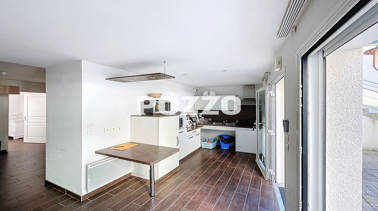 Ma-Cabane - Vente Appartement COLLEVILLE-SUR-MER, 65 m²