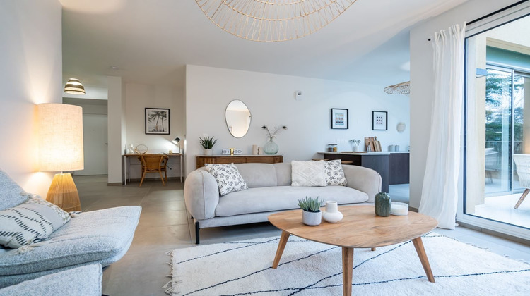 Ma-Cabane - Vente Appartement Collonges-au-Mont-d'Or, 89 m²