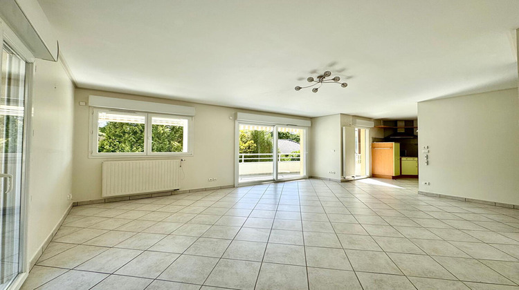 Ma-Cabane - Vente Appartement COLLONGES-SOUS-SALEVE, 90 m²