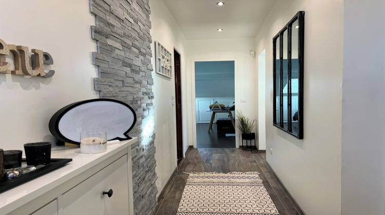 Ma-Cabane - Vente Appartement COMBS LA VILLE, 80 m²