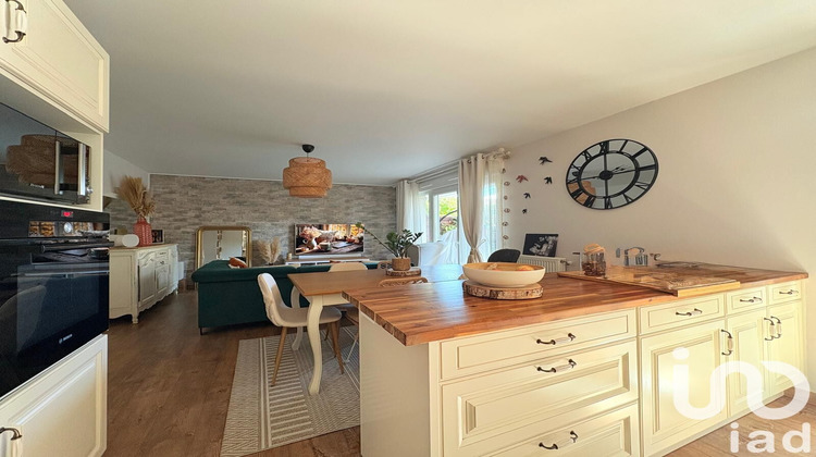 Ma-Cabane - Vente Appartement Combs-la-Ville, 67 m²