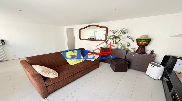 Ma-Cabane - Vente Appartement COMBS-LA-VILLE, 50 m²