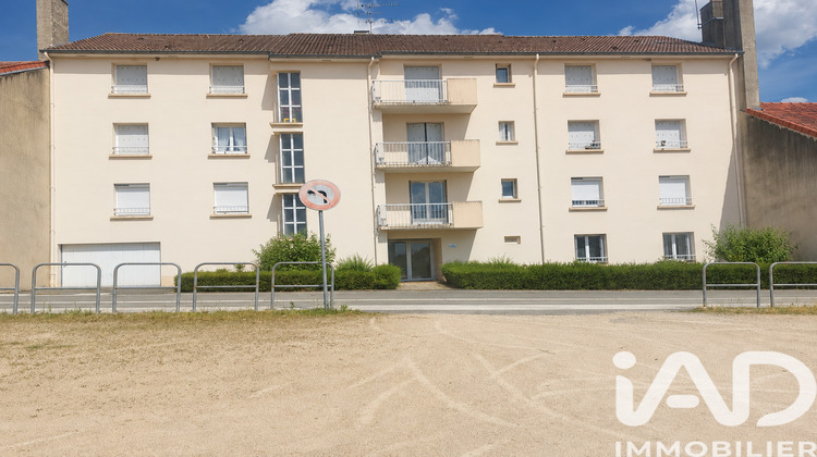 Ma-Cabane - Vente Appartement Commentry, 30 m²