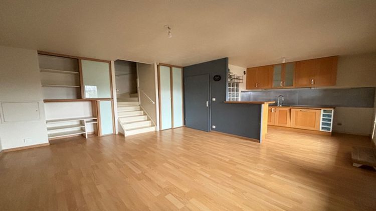 Ma-Cabane - Vente Appartement COMPIEGNE, 70 m²