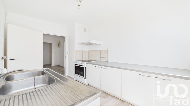 Ma-Cabane - Vente Appartement Contrexéville, 124 m²
