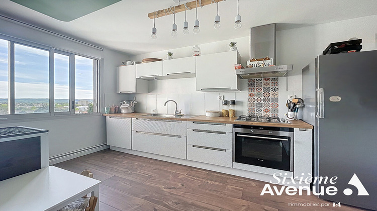 Ma-Cabane - Vente Appartement CORBAS, 115 m²