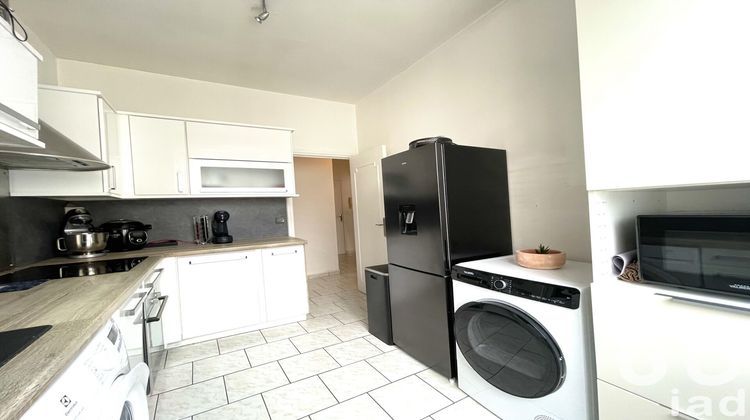 Ma-Cabane - Vente Appartement Corbeil-Essonnes, 61 m²