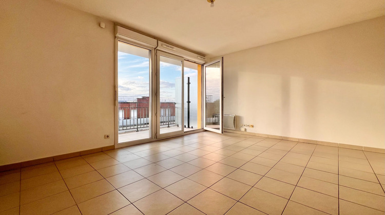 Ma-Cabane - Vente Appartement CORBEIL-ESSONNES, 64 m²