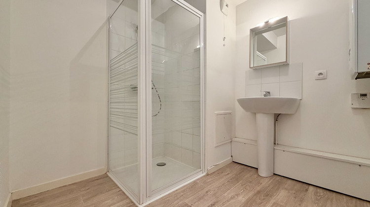 Ma-Cabane - Vente Appartement CORBEIL-ESSONNES, 59 m²